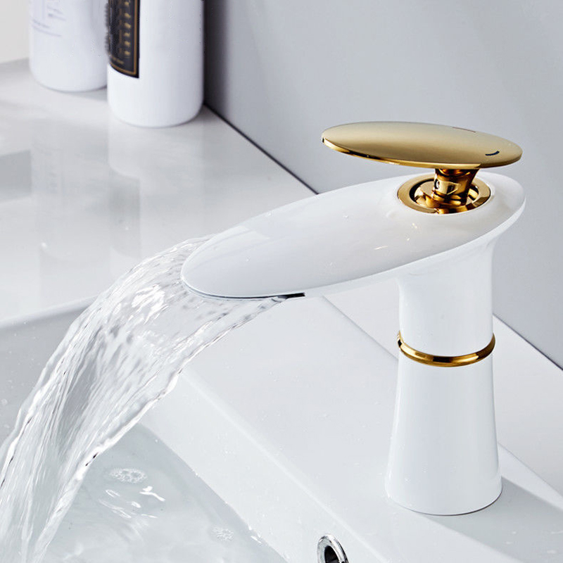 真ちゅう製の黒い蛇口,温水および冷水ミキサー,バスルームクレ - Home Hardware Bathroom Faucets のレビューと価格