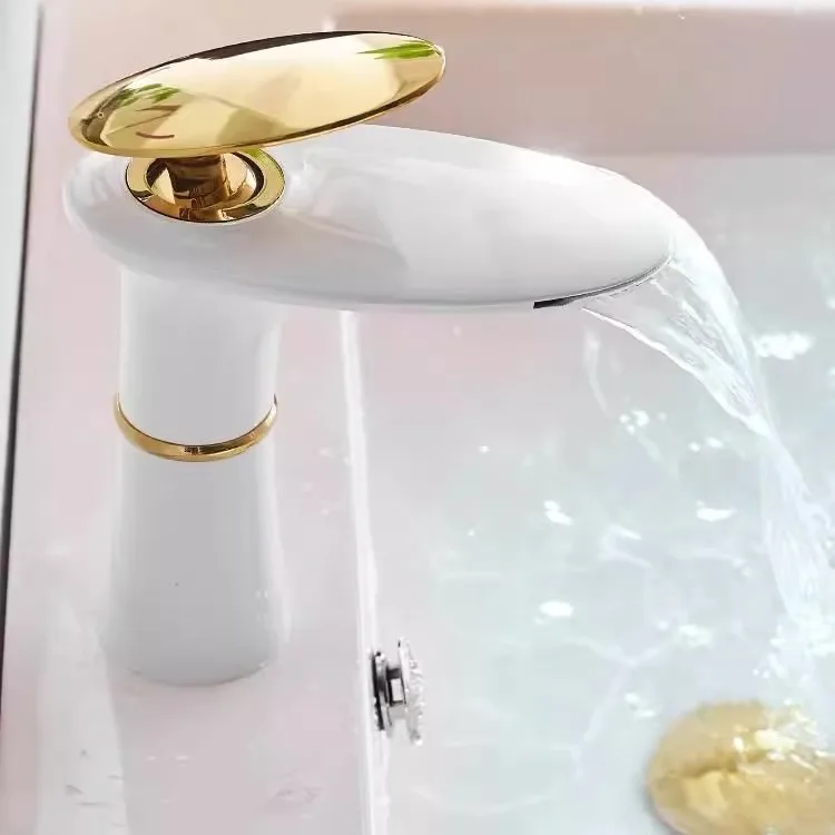 滝状洗面台蛇口 ホワイトゴールド 温冷混合水栓 洗面シンクタ - Home Hardware Bathroom Faucets のレビューと価格